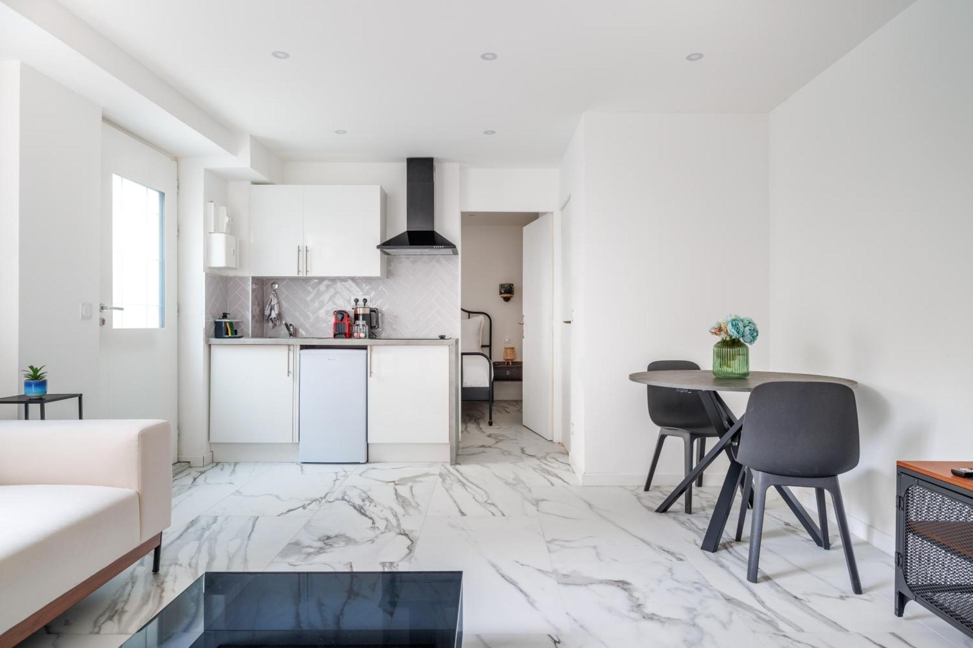 Spacious Flat For 4 People #1 Asnieres-sur-Seine Exterior photo